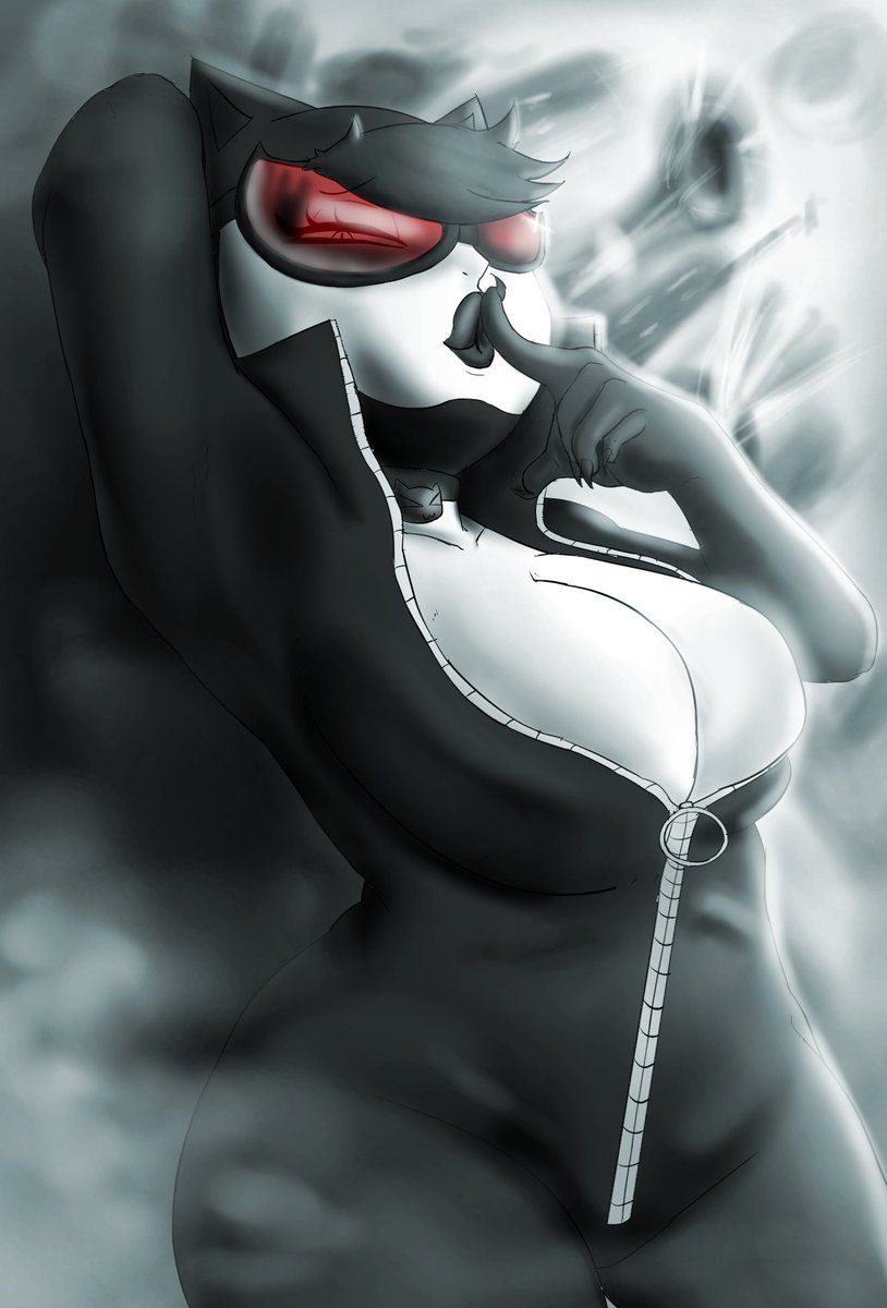 WeenyThief's tweet photo. Catwomen heheh https://t.co/fHBEQZfhTm