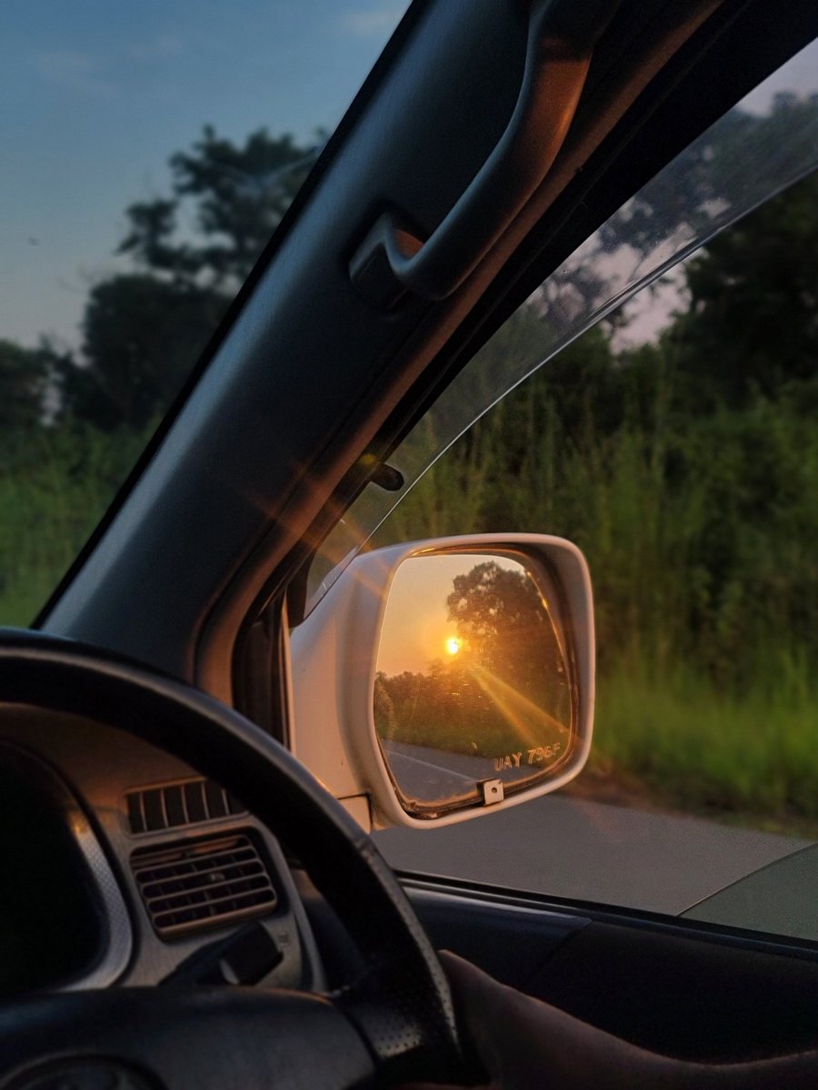 kobusiinge_256's tweet photo. The wild comes alive after dark. 🌙🦁
Experience the thrill of a night game drive in Murchison Falls National Park, where elusive nocturnal wildlife emerges under the stars for an unforgettable safari adventure. Come and enjoy all these and so much more during #OpenParkDays, happening 25th–27th September.

Don't miss your chance to explore Uganda's incredible wilderness with Uganda Wildlife Authority. 
@ugwildlife 

@BusingyeJose

#ExploreUganda #OpenParkDays2026