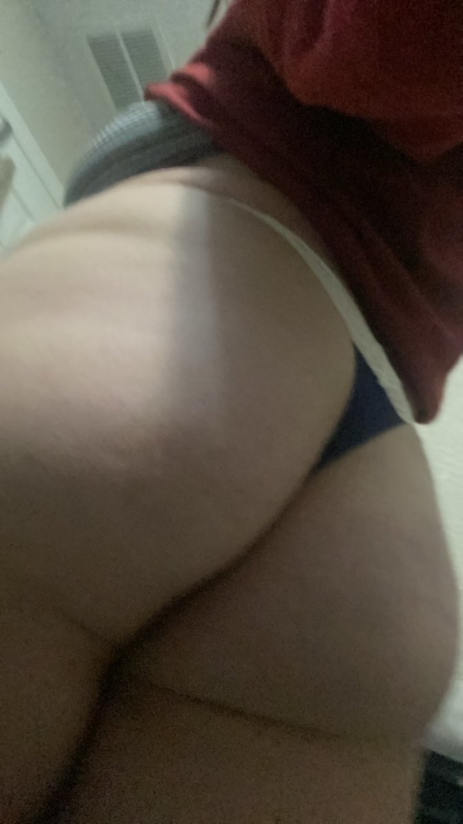 APearce27321590's tweet photo. add my snap to see more ! 

@molly20253114 https://t.co/0JaG4lBgnK