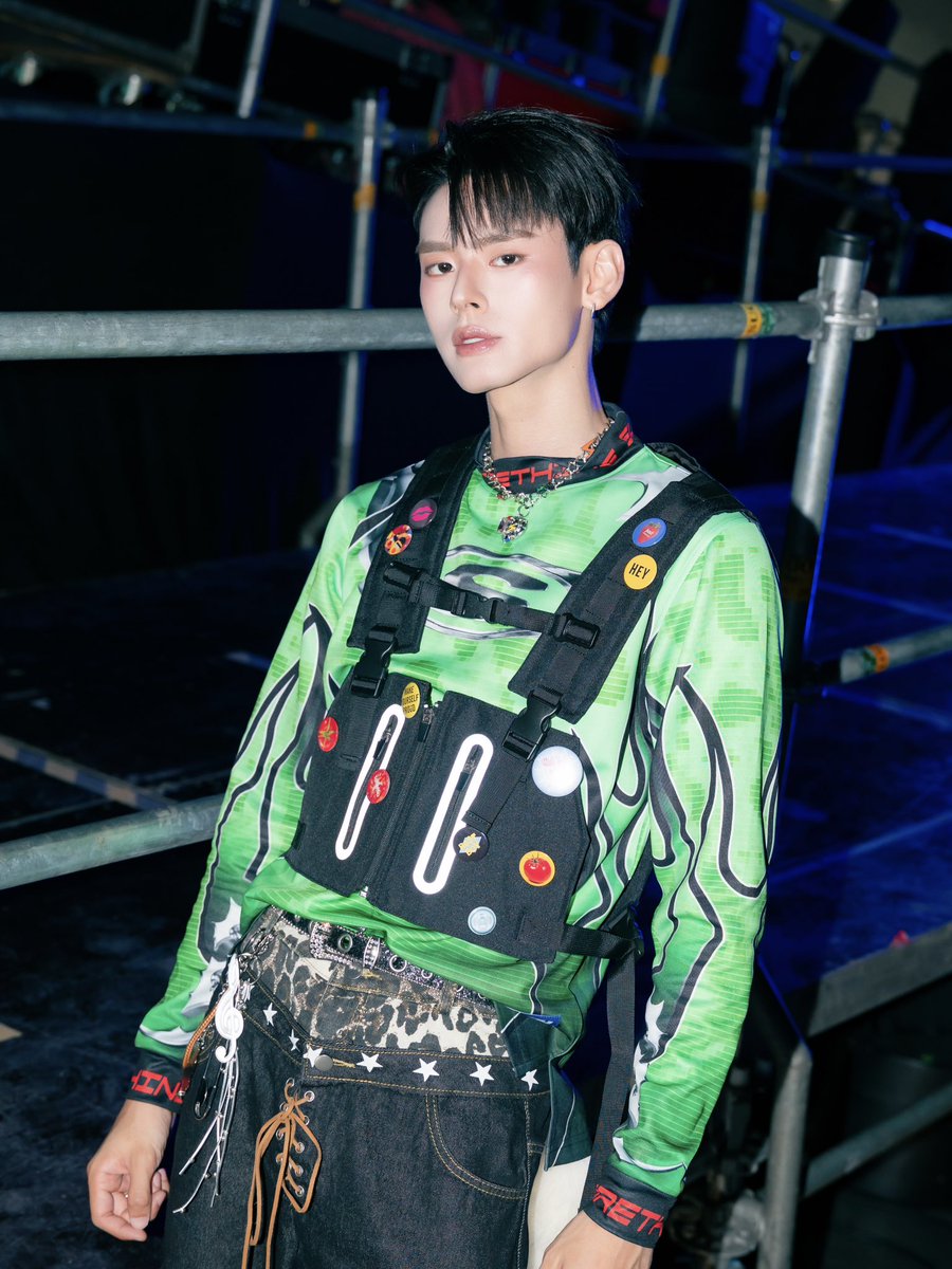 perses_official's tweet photo. #NAY_PERSES at #MonsterMusicFestival2026 😈🔥
  #MONSTERแล้วไงไม่แพ้ใครอยู่ดี
#MonsterMusicFestival2026_D2
#PERSES_TH #GNEST https://t.co/zEJT8nVDjp