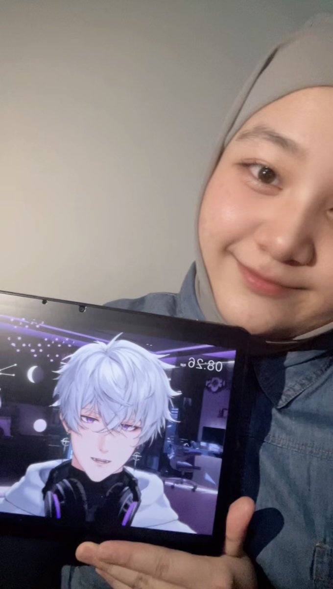 librxraa's tweet photo. Masih edisi menunggu kesayangan pulang🥹💜
#SelcaDay #TerongersAlwaysWithArion #SeFurDenSD https://t.co/CxsTdv873S