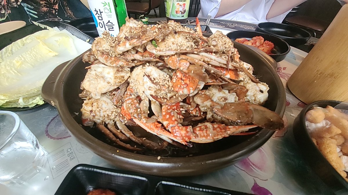 mny6633's tweet photo. 동대구 꽃게구이
디비짐ㅋ
 #꽃게 #대구쉬멜 #트젠 https://t.co/Gw8DxfQJ1c