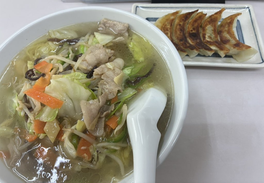 Manjuman_D's tweet photo. ひさしぶりにタンメンを食べましたが、ひさしぶりに食べたタンメンがめちゃくちゃうまいタンメンで嬉しかったです🍜
タンメンがおいしい店っていうのもいいですよねー。 https://t.co/LZg5F09rFI