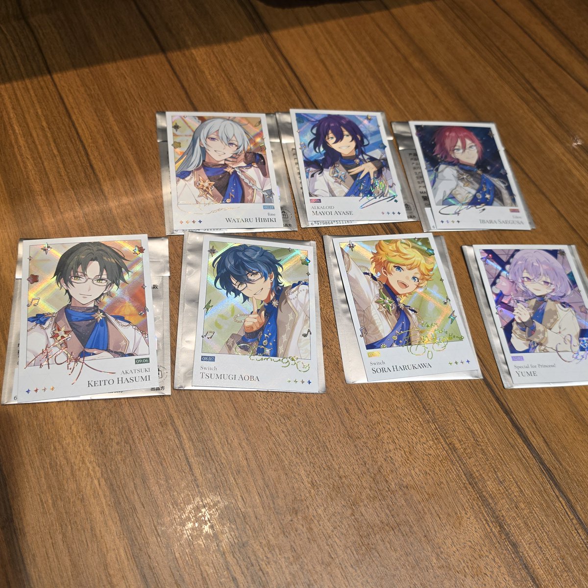 SRM_28626's tweet photo. 【 交換 】あんスタ 偶像夢幻祭 10周年記念 聚光舞台 チェキ風カード 

譲 → 渉 マヨイ 茨 敬人 つむぎ 宙 ユメ
求 → 夏目 望見 > 藍良 ① 颯馬 ① ライカ ①

※本日池袋手渡し可
※出先のためIDありません

検索からでもお気軽にお声掛けください。 https://t.co/e1vOTO923B
