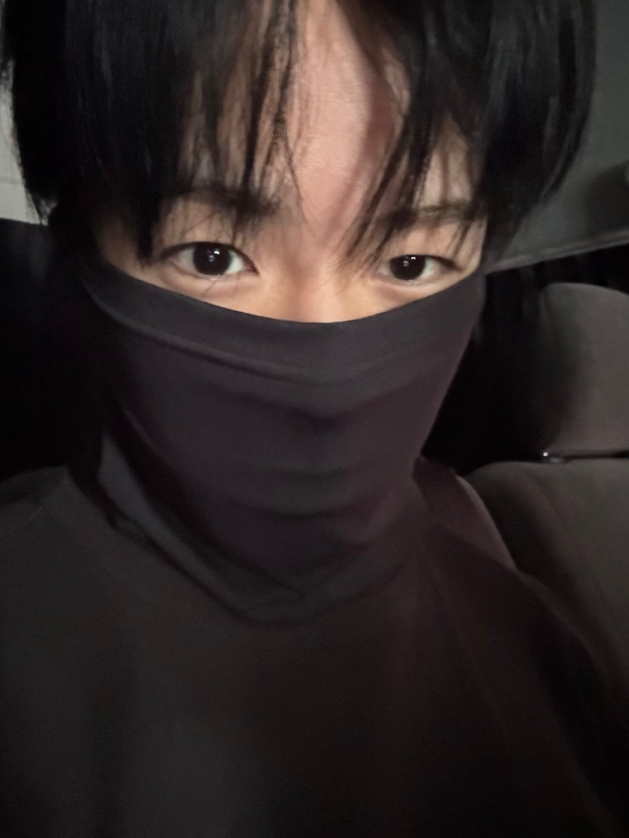 jjaejan01's tweet photo. 이렇게 봐도 미남은 미남이다 https://t.co/g3AZ4JOykJ