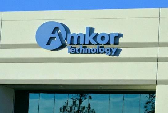 LinChiaLi's tweet photo. AMKOR ($AMKR) just dropped their Q2 numbers and they’re looking strong 📈

• Revenue hit $1.90B, up 26% from last year—new Q2 record
• EPS $0.70 vs $0.22
• Gross margin improved to 16.8%
• Operating income doubled to $200M
• EBITDA $400M

Q3 guidance:
• Revenue https://t.co/MOSnYxd8hO