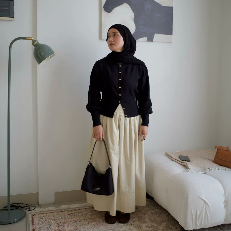 veilofjune's tweet photo. ngerasa gasii kalau pake skirt tuhh berasa jadi cewe feminime, anggun, calm gituuu wkwkw

rekomendasi skirt https://t.co/NPjtd8Opgh