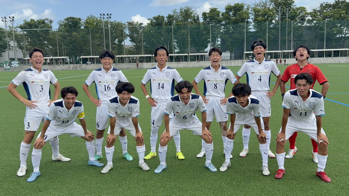 fuesoccer's tweet photo. 2026.07.19（日）
第8回九州大学サッカー新人戦第2節
久留米大学 1 (1-1) 2 福岡教育大学

グループリーグ戦で1勝できました‼︎
応援ありがとうございました🙇
#福岡教育大学 #福岡教育大学サッカー部 #九州大学サッカーリーグ3部 #九州大学サッカートーナメント #九州大学サッカー新人戦 https://t.co/aNv4hhG0MQ