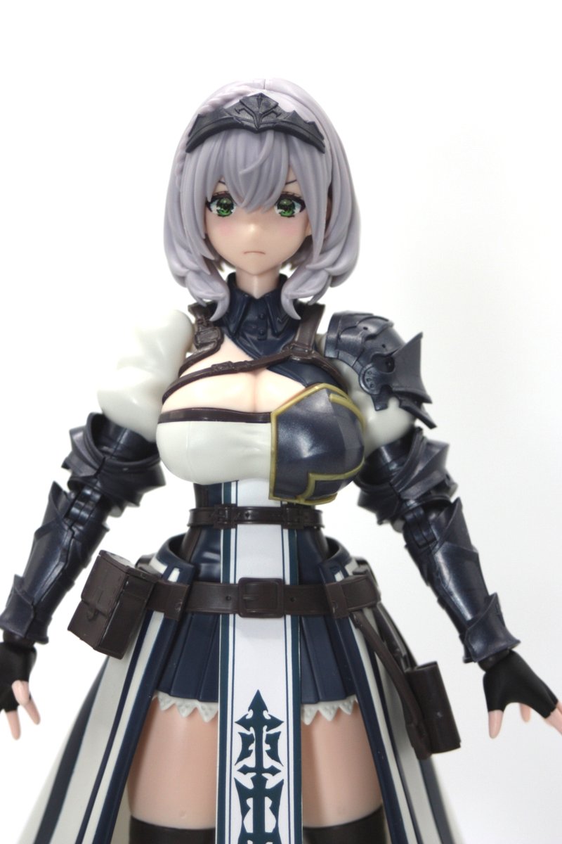 AbyssWind's tweet photo. 白銀ノエルさんのプラモ素組できたー
表情は3種で付属品は団員さん、牛丼、メイスの3種 https://t.co/aav1JLyd2t