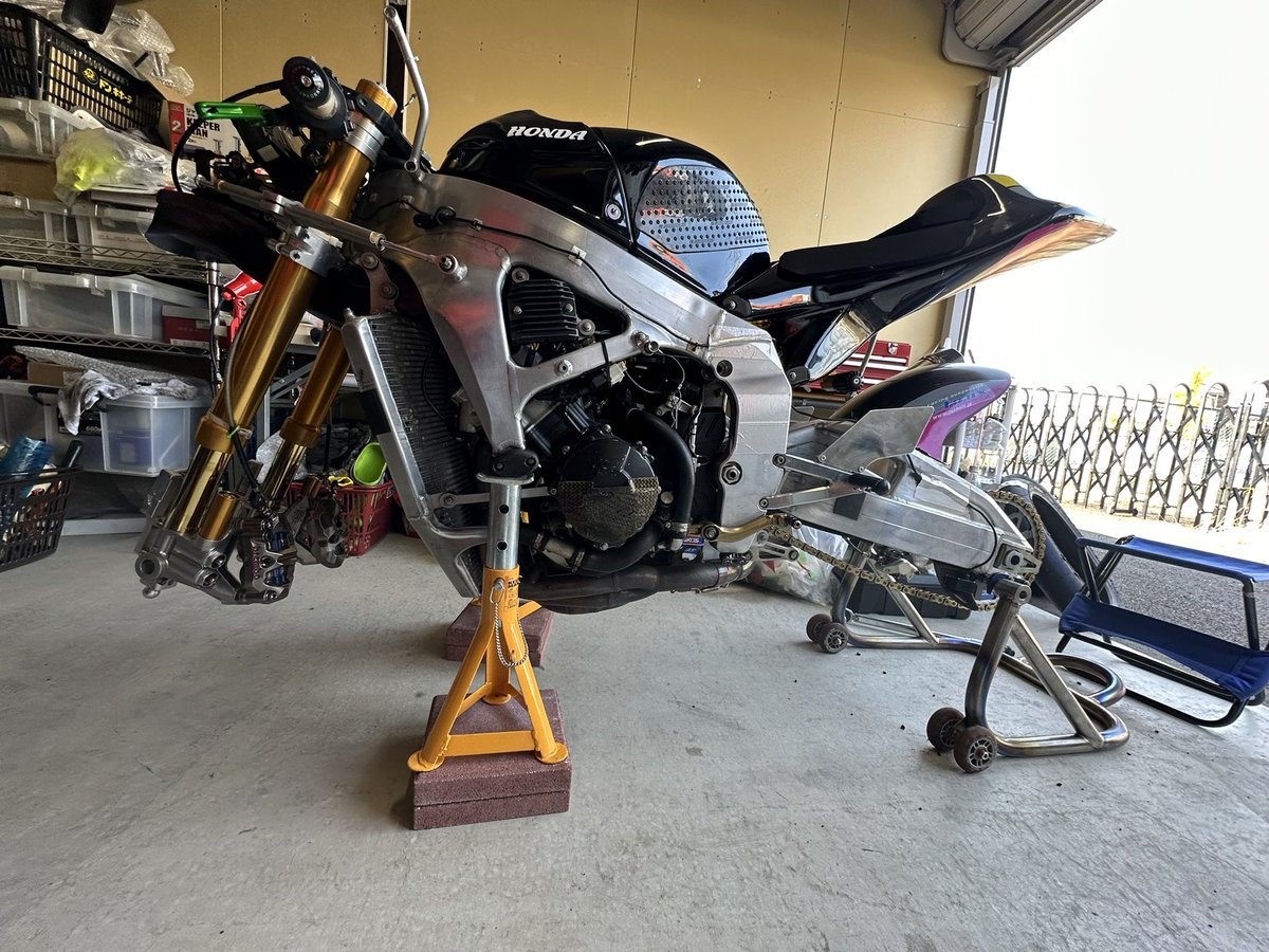 llovespeed tweet picture