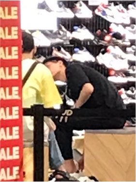 masterPe4ch's tweet photo. เพิ่งเคยเห็นรูปนี้แฮะ มุจ้���นน่ารักมาก เงยหน้ามอง ๆ เค้าอะ 🥹 https://t.co/klY8z9vc4r