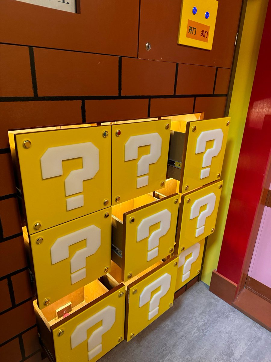 GiannaDimitri's tweet photo. Just cracked a viral escape room puzzle—hidden clues = 1, 2, 3. Wait, where’s the 4th key! Someone left a sticky note that says “time’s running out” https://t.co/VQ1EKdmMFY