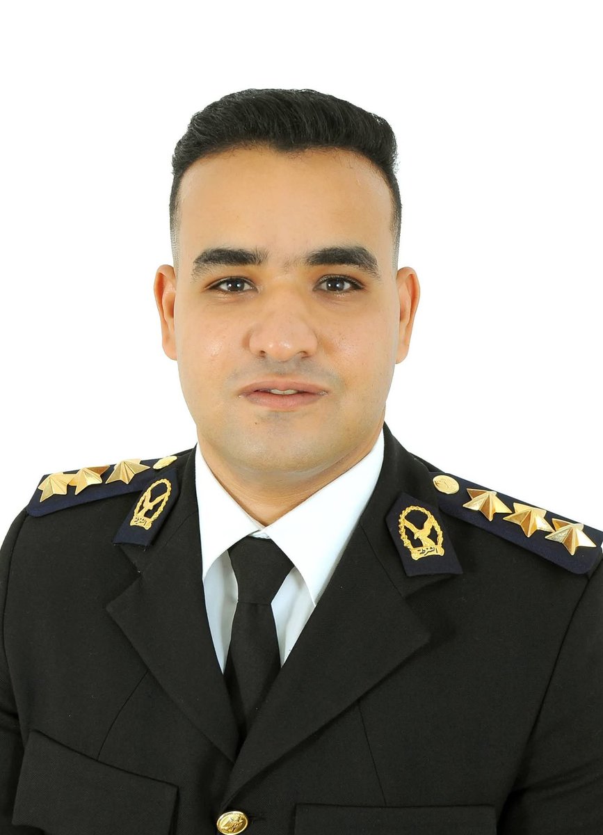 OmenSaad's tweet photo. اخواتي الغالين مليون مبروك الترقيه واشوفكم في اعلي المناصب دائما يارب ❤️👮⭐⭐⭐ https://t.co/7vC0jmH2oI