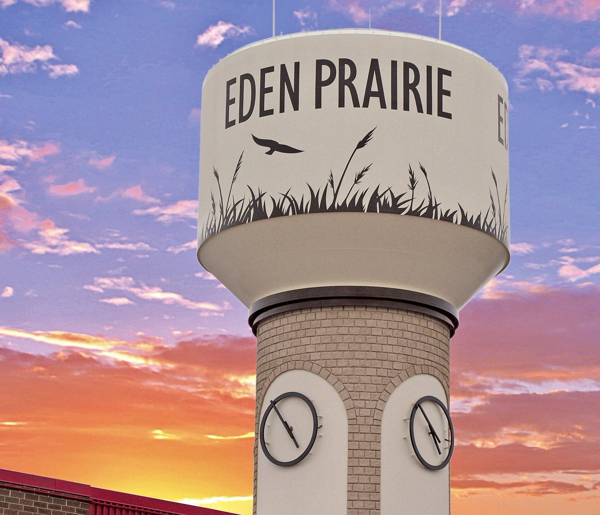 MinnokaGrays's tweet photo. @EPDadBod @TheFedMN Totally jealous of your water tower bro. https://t.co/rJOyi8sxWG