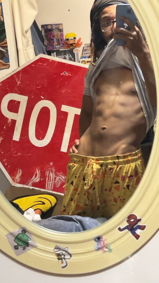 pozzysam's tweet photo. Happy birthday to myself ig #abs #bday #shirtless #lightskinbbc https://t.co/qJ5WH1BWNL