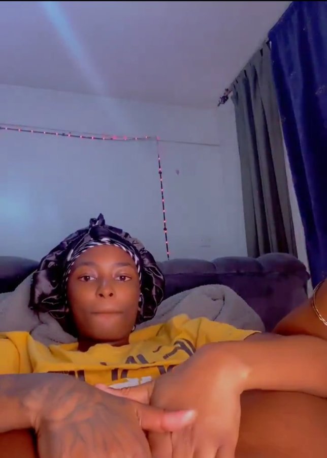 stracylx's tweet photo. Finally got the viral Auntie videos ..🎥👇 https://t.co/WhHijfBkLG