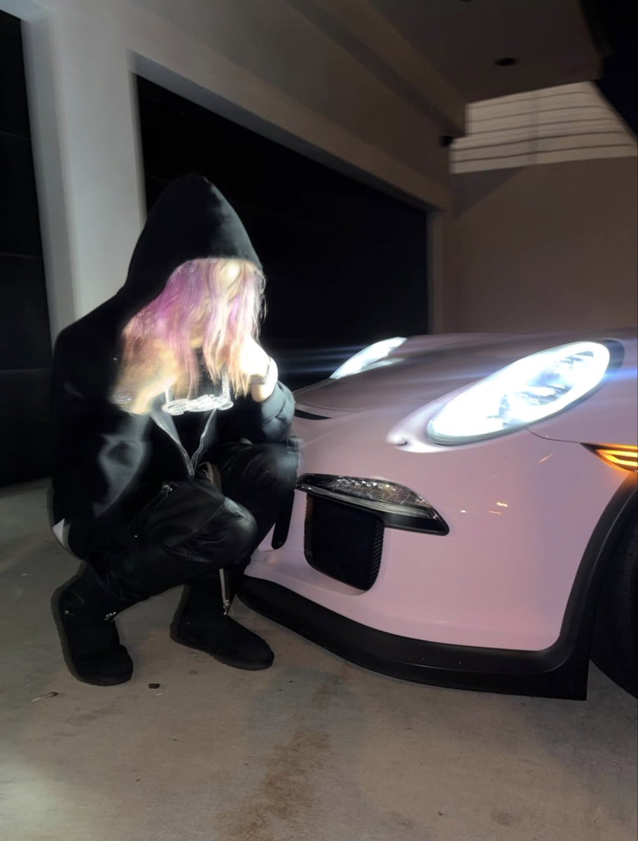 nettcentral's tweet photo. Nettspend’s new pink Porsche GT3RS 🌸 https://t.co/ryIODDUN6P