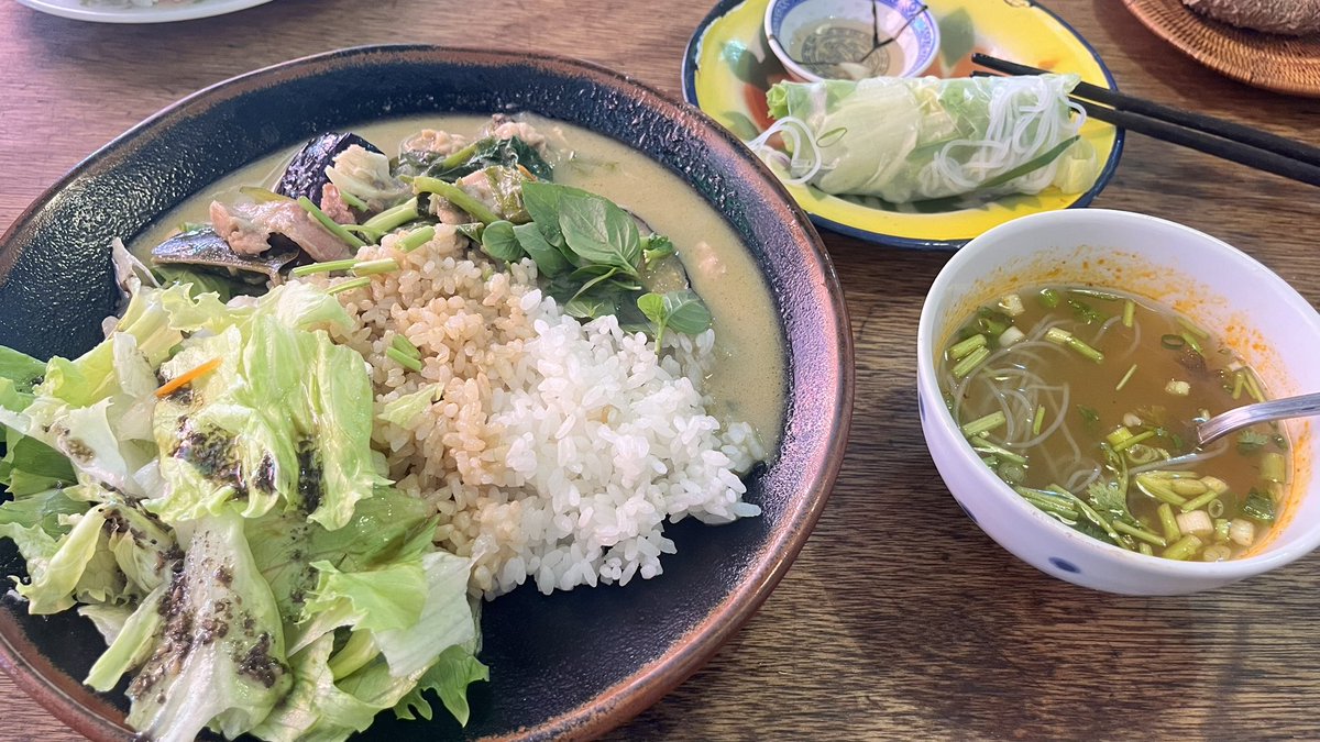 meyoG8's tweet photo. 高知の好きなエスニック料理屋さん
 美味しいし内装も可愛い https://t.co/aSddClGhGz