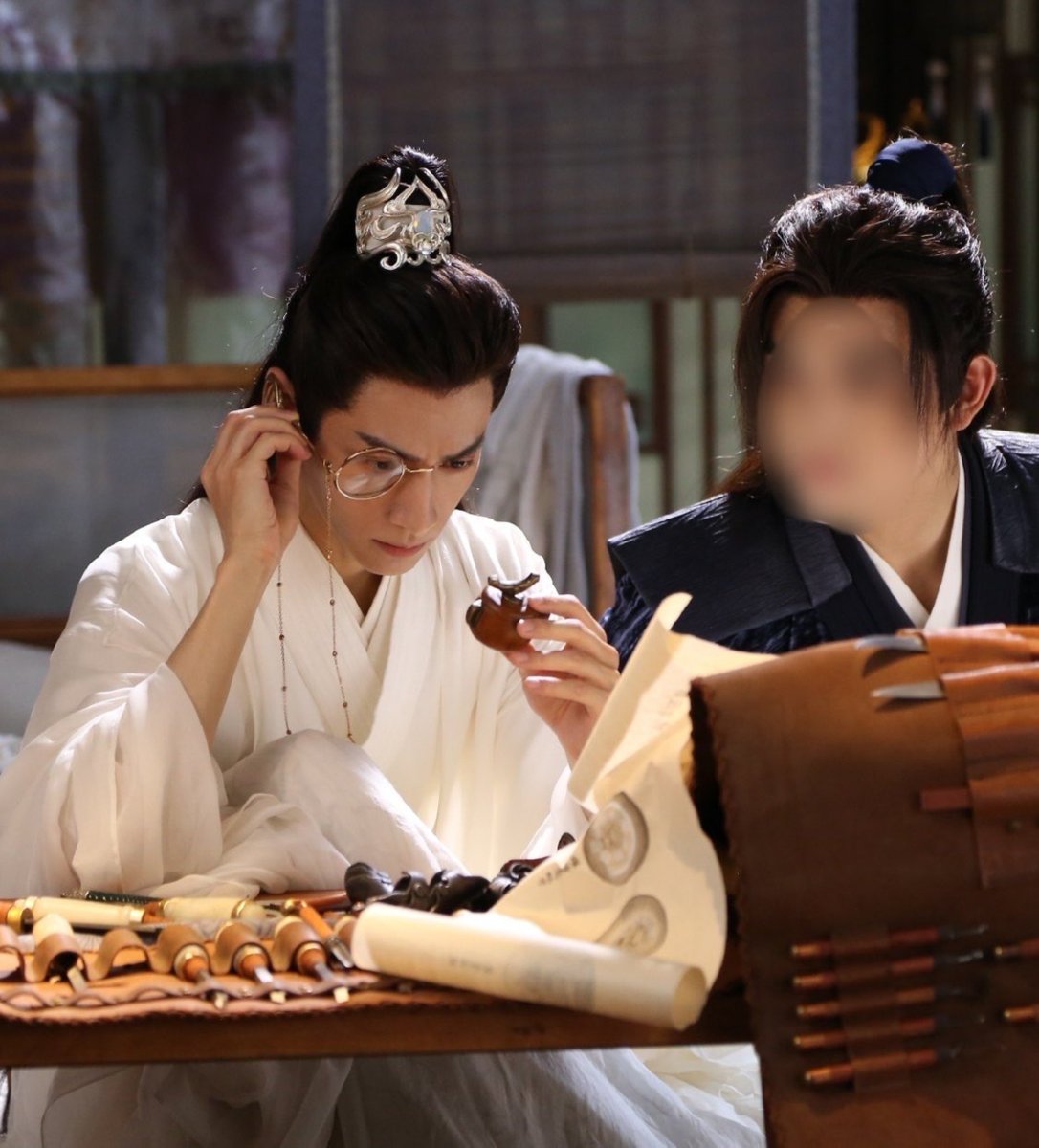 luoxistellar's tweet photo. #ERHA                          #HAOYIXING
NOVEL:                         DRAMA: https://t.co/otoUd9dOW9