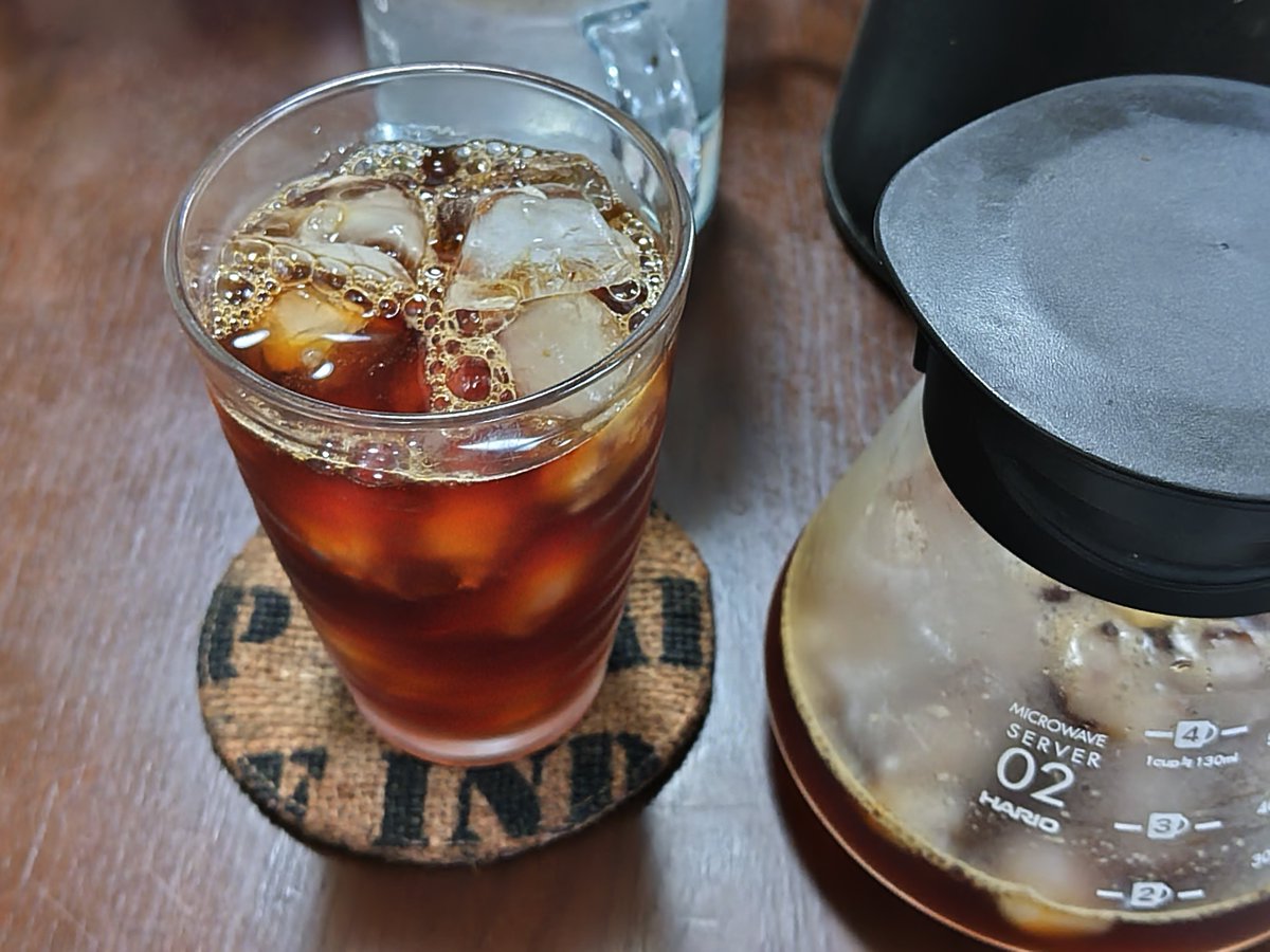 aruzak72's tweet photo. 急冷アイスコーヒー淹れました✨

P CABIN COFFEE ROASTER　さん
エチオピア イルガチャフィG1 ベロヤ 7Days アナエロビック ナチュラル
を
SIMPLIFY the Brewerで淹れました

浅煎りアイス https://t.co/tnh8fP6uEr