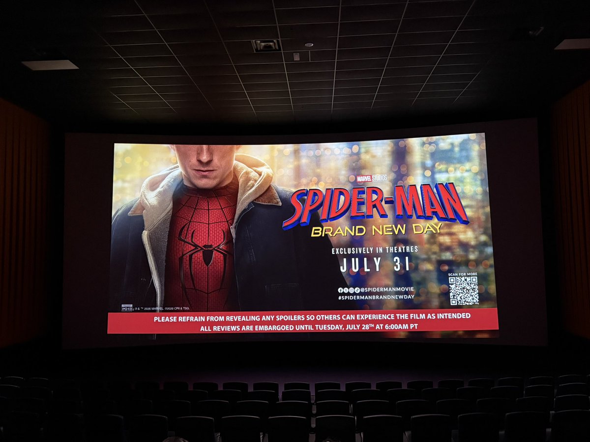 CadeClutch's tweet photo. Got to watch #spidermanbrandnewday  early tonight at a press screening and whewwww do I love spider-man https://t.co/UW668eEFTG