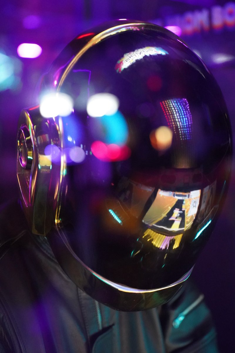 ShepArlo's tweet photo. There’s something out there.

Photo by https://t.co/2NQ64lGofR on IG

#daftpunk #humanafterall #cosplayㅤㅤㅤㅤㅤ https://t.co/ofcwElKp66