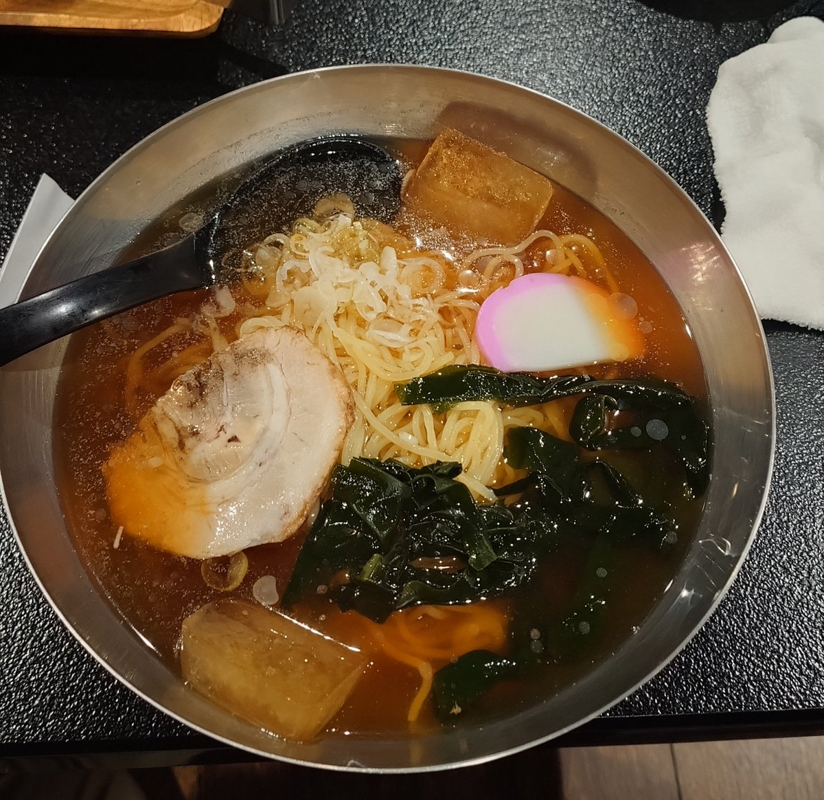 yagghi's tweet photo. 同じ歳の友人４人で #あつまや@南町へ
焼肉食べて、シメに
#冷やしラーメン
焼肉屋さんだけど、ここのラーメンは安くて美味しい(^^)

#ラーメン https://t.co/DJexKdvYnM