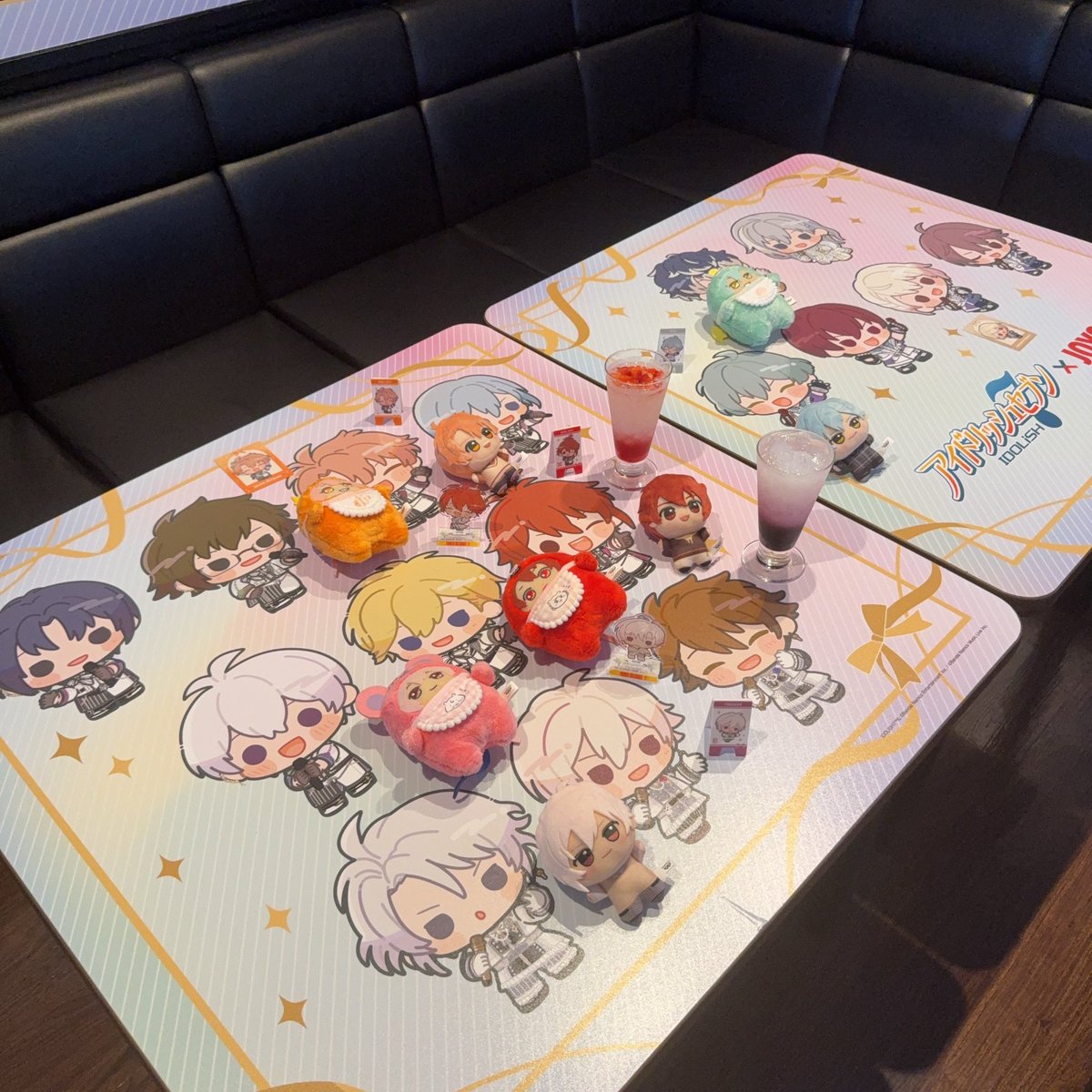 CYX_0205's tweet photo. アイナナとJOYSOUNDコラボルーム行ってきました！ https://t.co/GimgsQUjWW