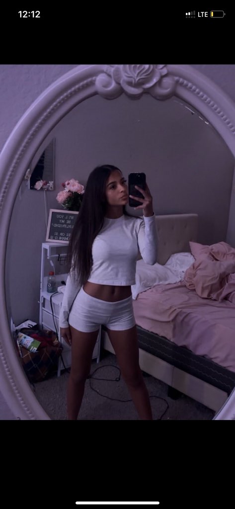 flirt2323's tweet photo. @daniellaS278  go follow my fwennn 😋❤️

#ass #bigdick #nsfwㅤㅤ #chudai #nsfwtwt #hotwife #gooner #taboo #daddykink #slut 
#latina #bbc #buyingcontent#agegap #teen #horny https://t.co/dDrAXJOv0U