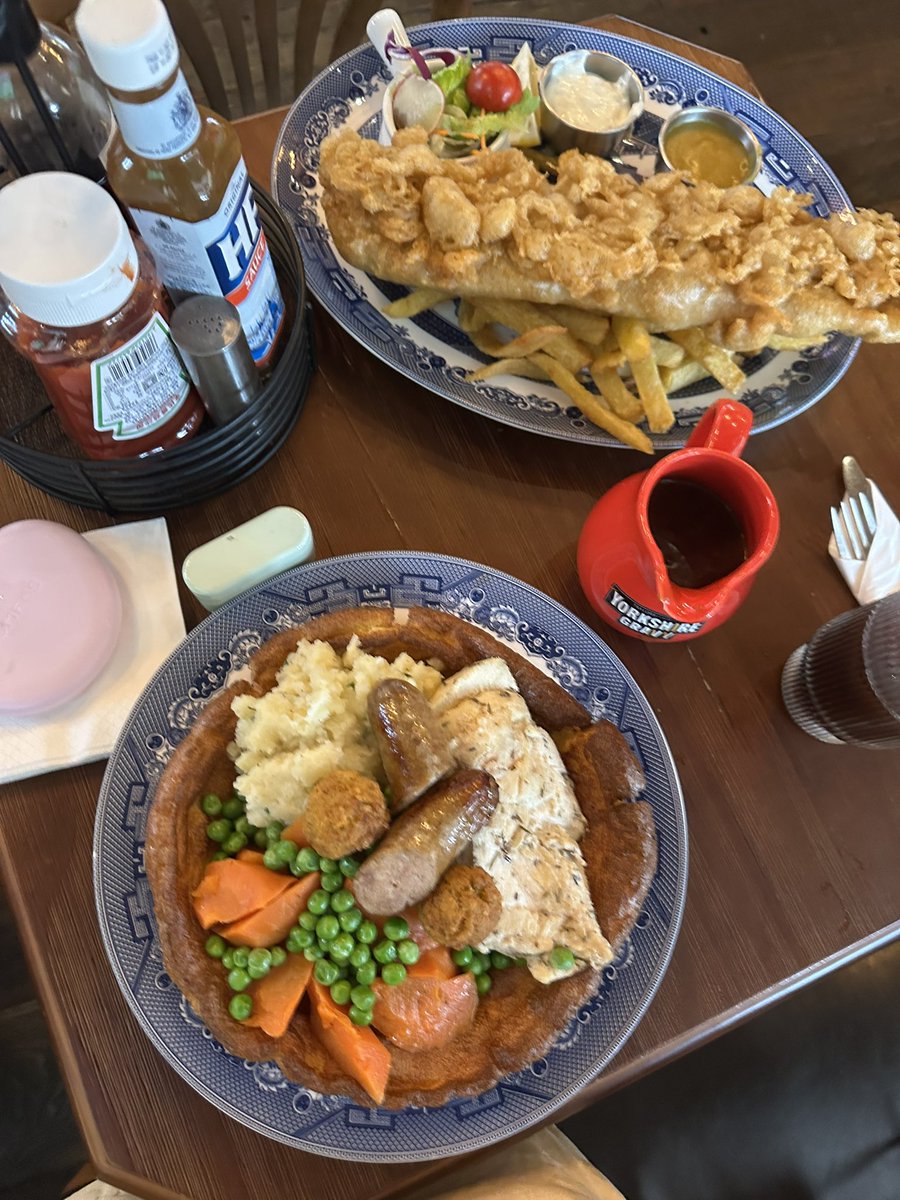joanlikecute's tweet photo. 我一个人吃哈哈哈哈 
Sunday roast https://t.co/CLgn0dvaiA