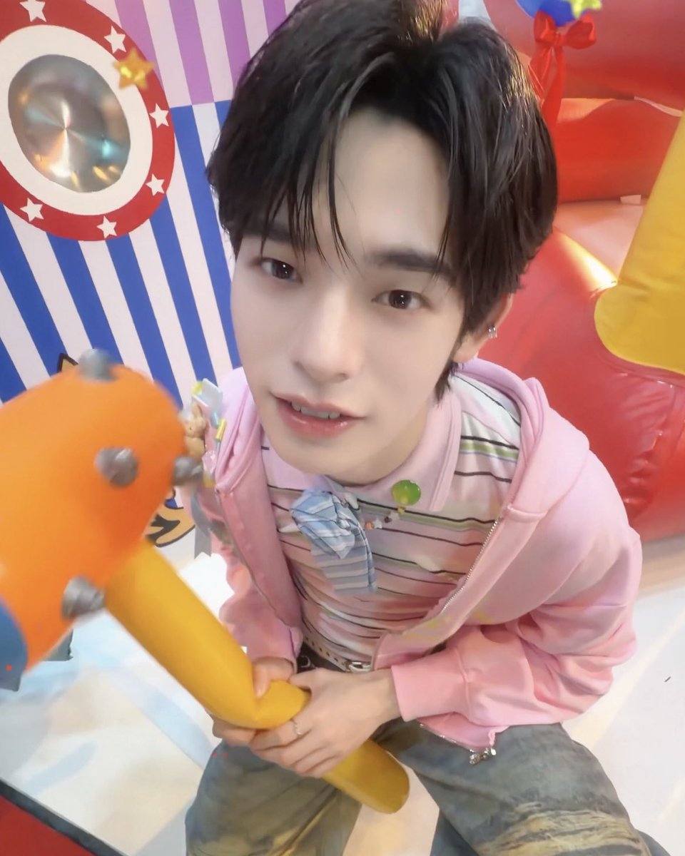 r3dm0chi's tweet photo. 🥺 🥺 🥺 https://t.co/Yhn8upzAXH