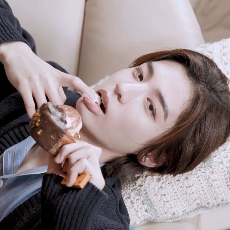 myeongone8's tweet photo. 보넥도 비주얼라인 답다 얼굴 살벌하게 잘생긴거 보소 https://t.co/AIhCwRdwz7