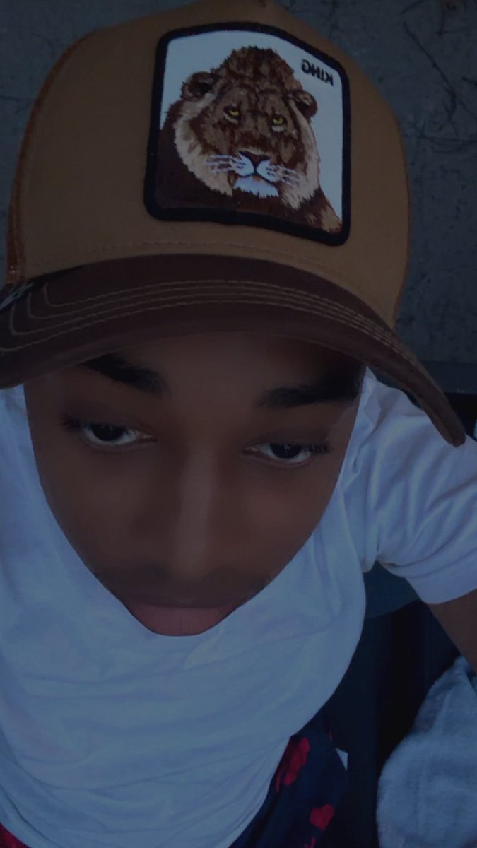 that_boy_daleon's tweet photo. Category is face 💳 https://t.co/QrUPCidbJ8