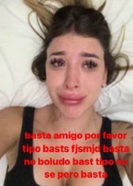 chinasadd's tweet photo. cuando te unís a un grupo pero sos re boluda y te da vergüenza caerles mal entonces no hablas https://t.co/E2frPCDqMX