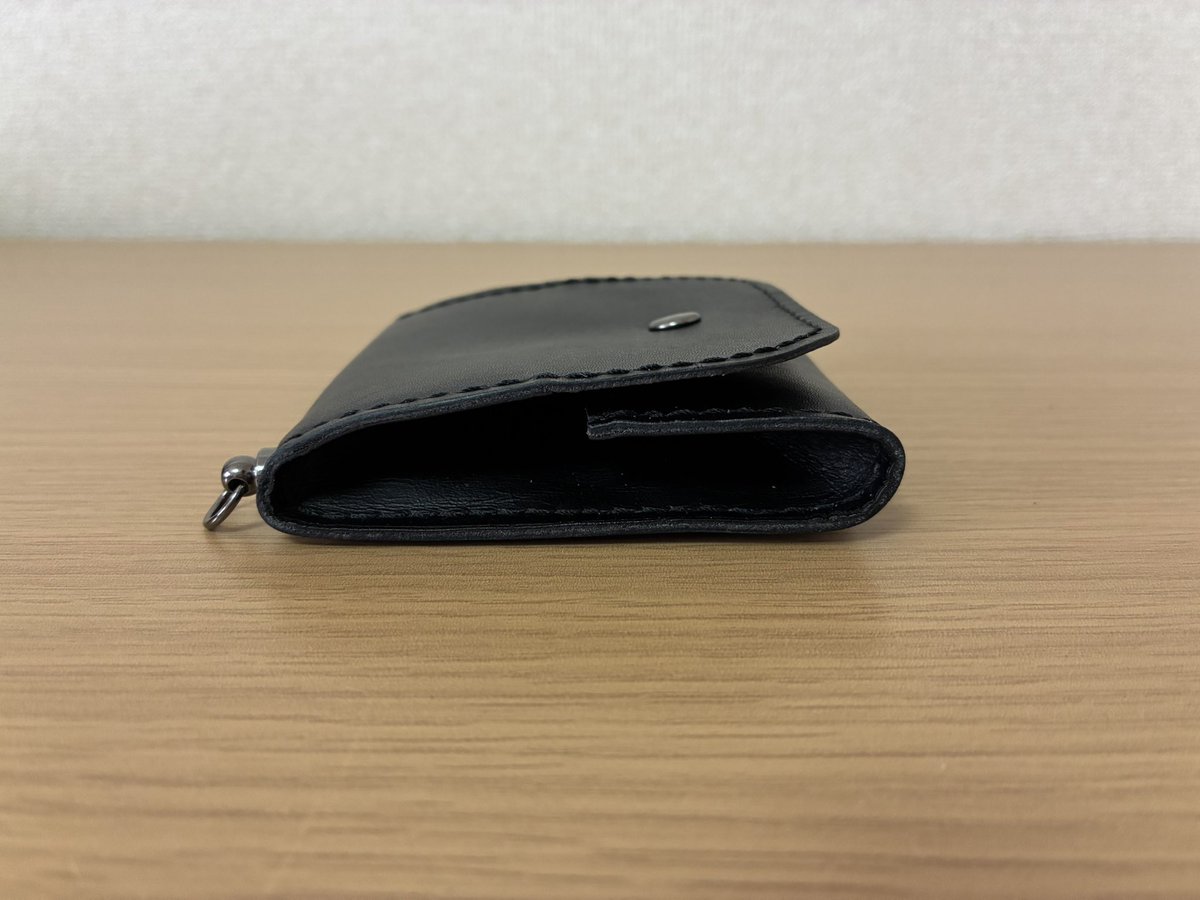yuu_code_red's tweet photo. コインケースを出品しました。
ご覧いただけると嬉しいです。

コインケースとパスケースがこれ1つに 小銭入れと窓付きカードケースが一体化した、機能性抜群のミニ財布。
通勤・通学のお供や、ちょっとしたお出かけもこれ1つでスマートにこなせます。 https://t.co/gRZMVSqKmj