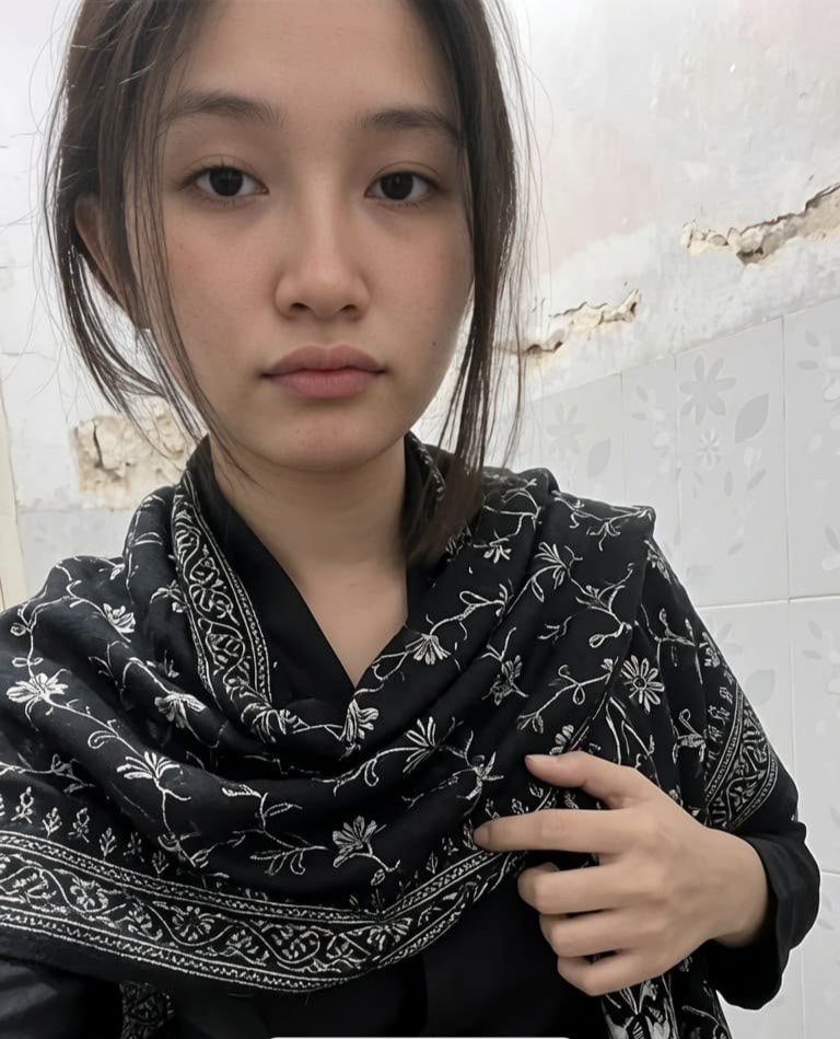 Seira tweet media