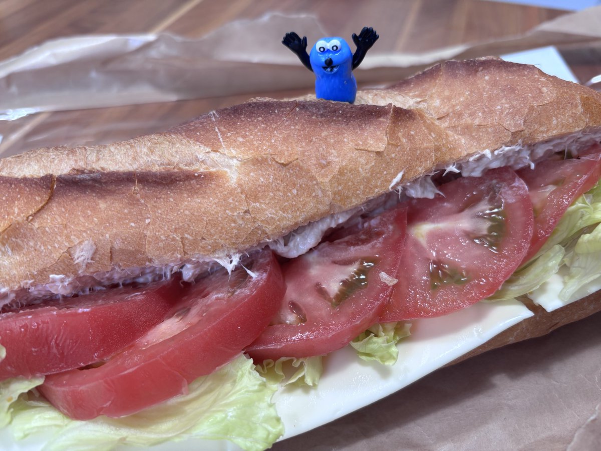 kmomihiko's tweet photo. パン！！ https://t.co/uq0xQd0nxt