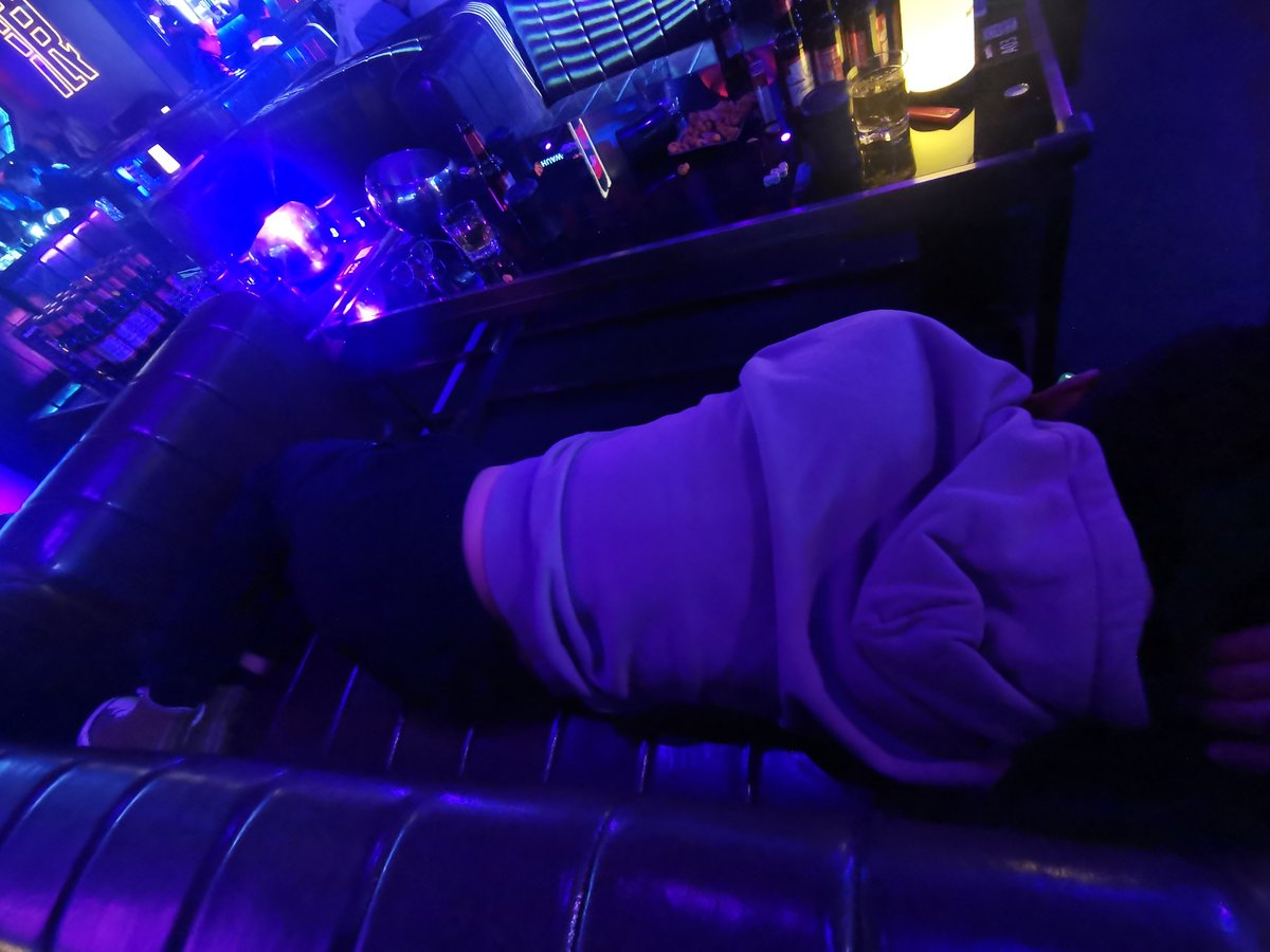 MLWZNG's tweet photo. 反抗有用吗？你的反抗又能持续多久呢😂 https://t.co/82u8Y7Cxep