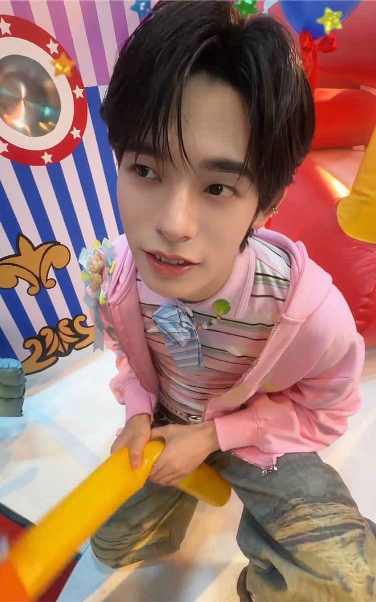 lover2tee's tweet photo. แมวเหมียวที่น่ารัก ~ 🐈‍⬛ ♥︎

DUANG CONCERT AT IMPACT
#DuangGoRoundConcert #porsuppakarn https://t.co/aLdrtGBxR2