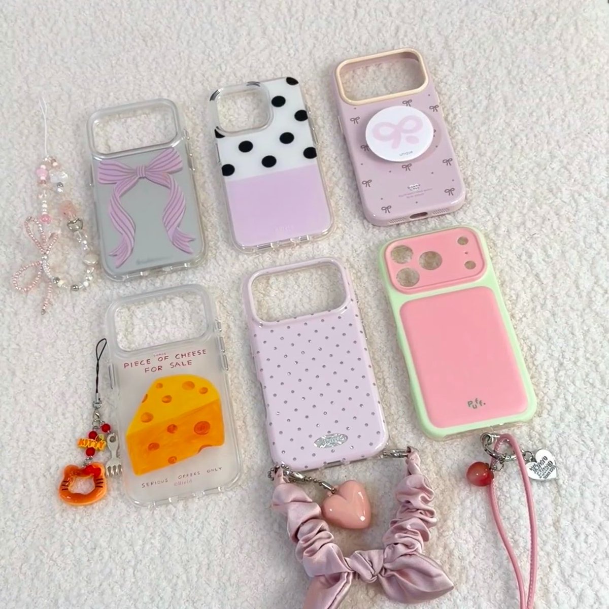 jungjless's tweet photo. TERNYATA MASIH ADA TOKO YANG SAYANG SAMA USER ANDROID😭😂🫶🏻 iPhone lengkap, Android juga lengkap. Mana case-nya lucu-lucu banget https://t.co/LrZcWPm1Kl