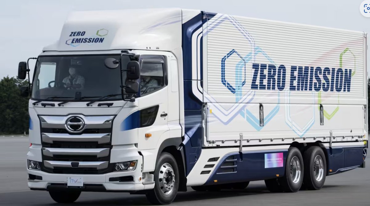 AutoAsiaBreak's tweet photo. Toyota Teams Up With Daimler, Volvo on Hydrogen Trucks

➡️Signs deal for 1/3 stake in Cellcentric
➡️Joins as equal shareholder with Daimler, Volvo
➡️Deal expected to close late 2026/early 2027
➡️Companies stay rivals elsewhere

#Toyota #FuelCell #AutoAsia #Volvo #Daimlertruck https://t.co/NqGwy1YwvT