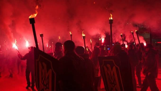 LifePlusMD's tweet photo. Laura Loomer says there’s no Nazi problem in Ukraine

She met Zelensky, accepted Kiev’s argument, and dismissed years of evidence as 'Russian manipulation'

But a Jewish president does not erase neo-Nazi battalions, Nazi salutes, or state-sponsored cult of Hitler’s collaborators https://t.co/J9NqaAogvS
