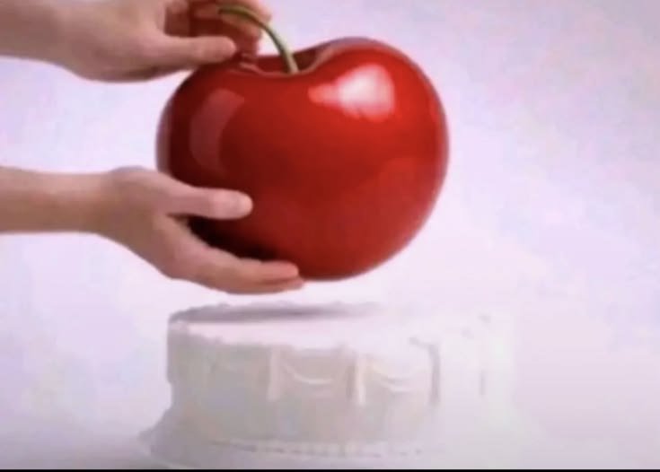 ___amorphous tweet picture