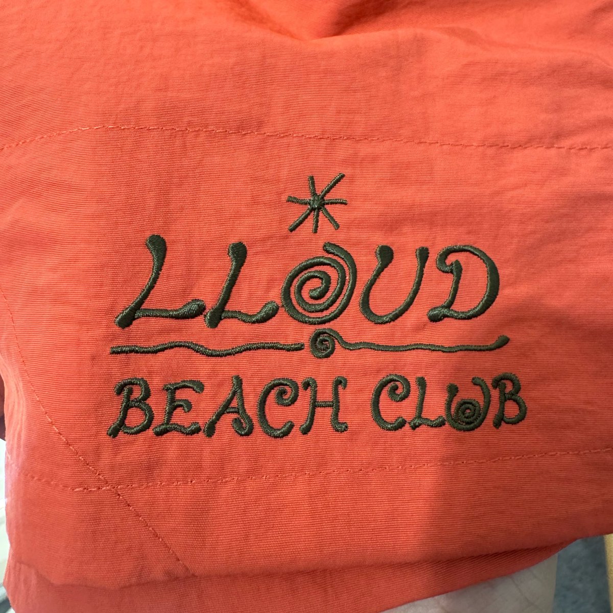 KKLIINSGA's tweet photo. คอลนี้ผ้าดี ปักสวยจริงๆ 🥺

#LISA #LLOUD #LLOUDBEACHCLUB_BANGKOK
@wearelloud https://t.co/eIcjYI47KY