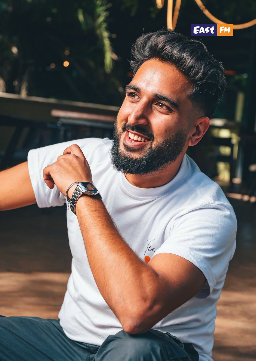 EastFMKenya's tweet photo. 🎙️Some mornings need coffee.Others just need Rehmat and Jamil.☀️ 

Breakfast Show With RJ. Rehmat Hafiz Jamil Alibhai 

#BreakfastWithRJ #safar #breakfastshow #bollywood #eastfm https://t.co/X4kAqsmfWJ
