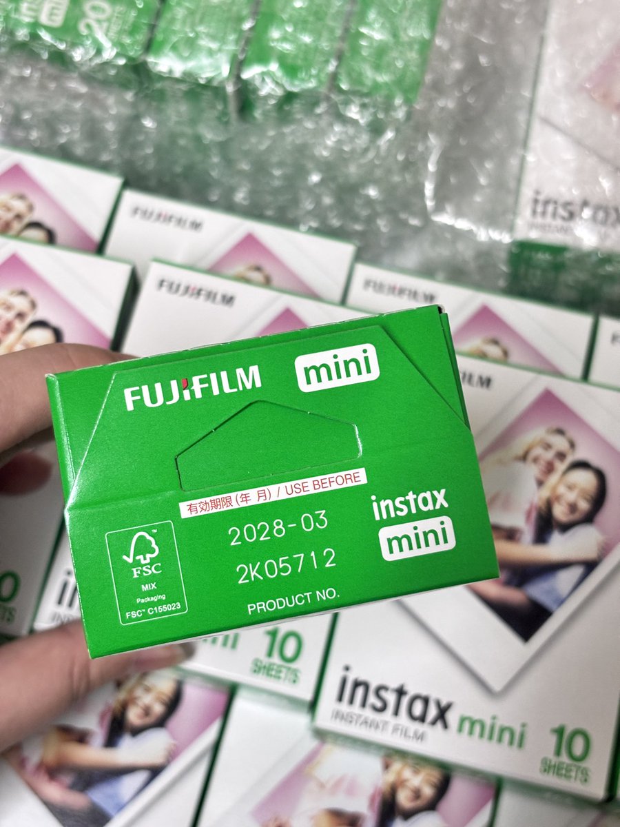 sunflower_rub's tweet photo. 📸Fujifilm instax mini 

หมดอายุ 2028/03
ส่งฟรี KEX 
💝กล่อง 20 ใบ 630 บาท
💝แยกห่อฟอร์ย 10 ใบ 360 บาท

เช็ค cr. ส่งของ ig: Polaroid._sunflow https://t.co/SZw1bdMAac