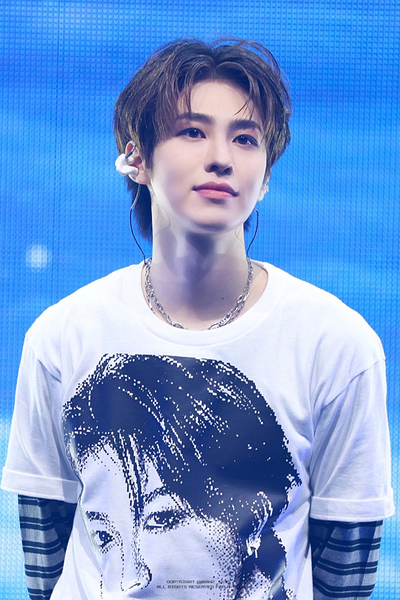 bam2_ssss's tweet photo. 260719 ECHO 콘서트 HQ.

#EPEX #이펙스 #AYDEN #에이든 https://t.co/KLA8CAWVl2
