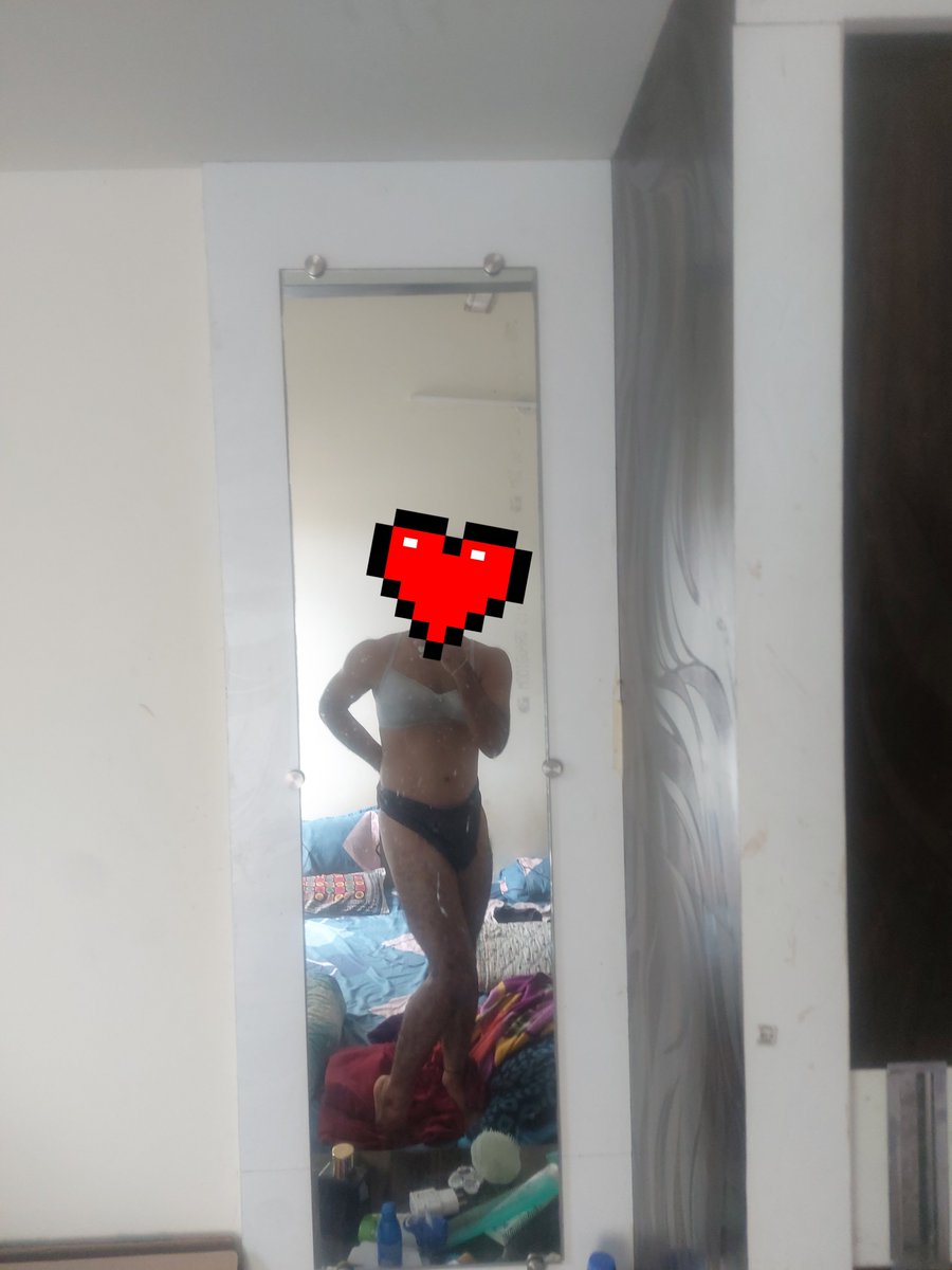 ursissy_shanaya's tweet photo. My 1st time in inners(bra n panty) this is so comfortable. Bra is important for women like us they say correctly hehe, who all agree comment guys. https://t.co/qwZYQOv7bS