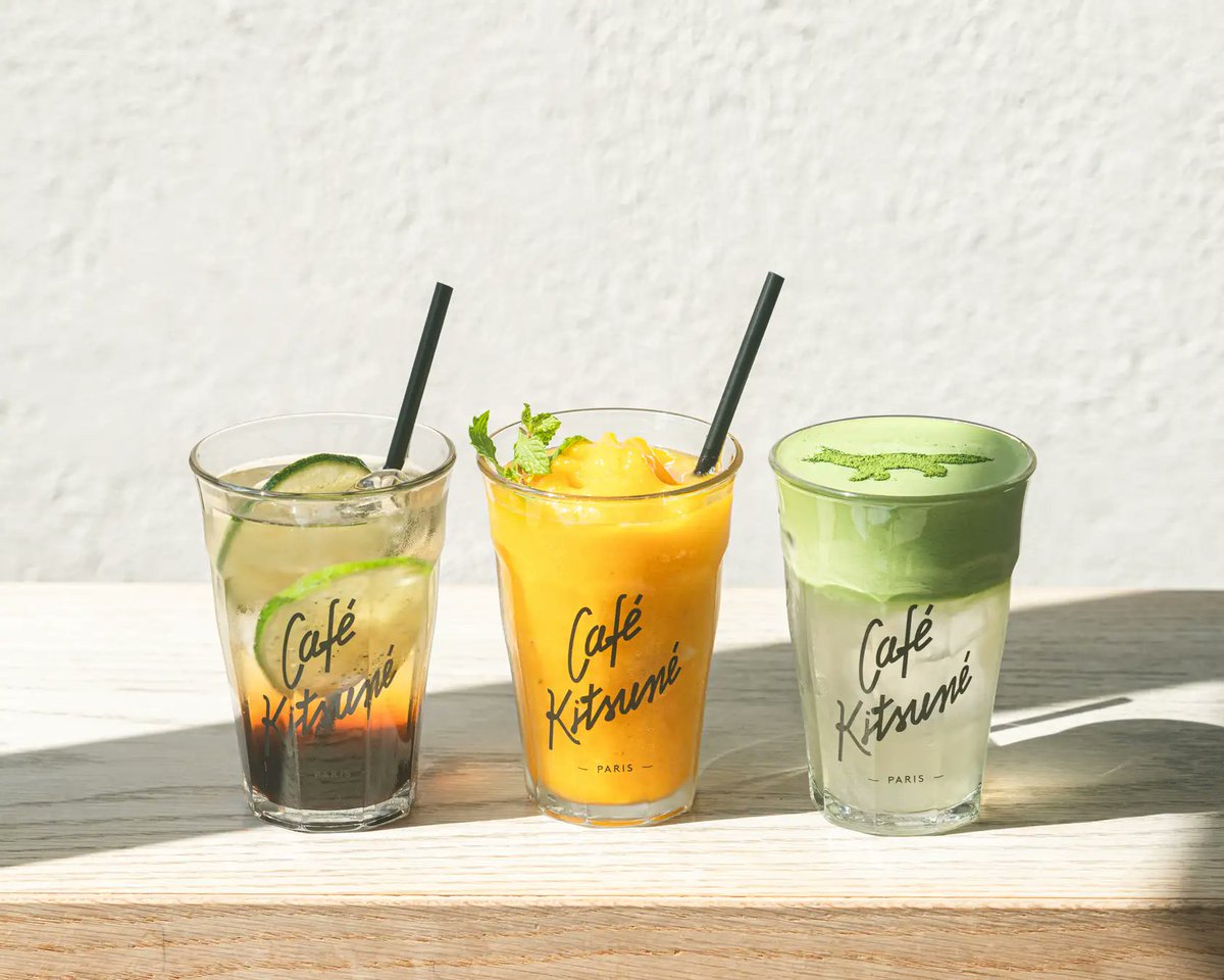 Fukuoka_leapup's tweet photo. 福岡ではワンビルで楽しめる！♡
Café Kitsunéの夏を彩る限定ドリンクが
8月1日（土）より登場🦊

♡マンゴーオレンジスムージー
♡ココナッツ抹茶クラウド
♡コーヒーチェリーソーダ

どれも爽やかな味わいで、暑い日に
ぴったりのドリンクです🥤

📍ONE FUKUOKA BLDG. 2F
🕙10:00〜20:00

https://t.co/8jkLCvBjjd