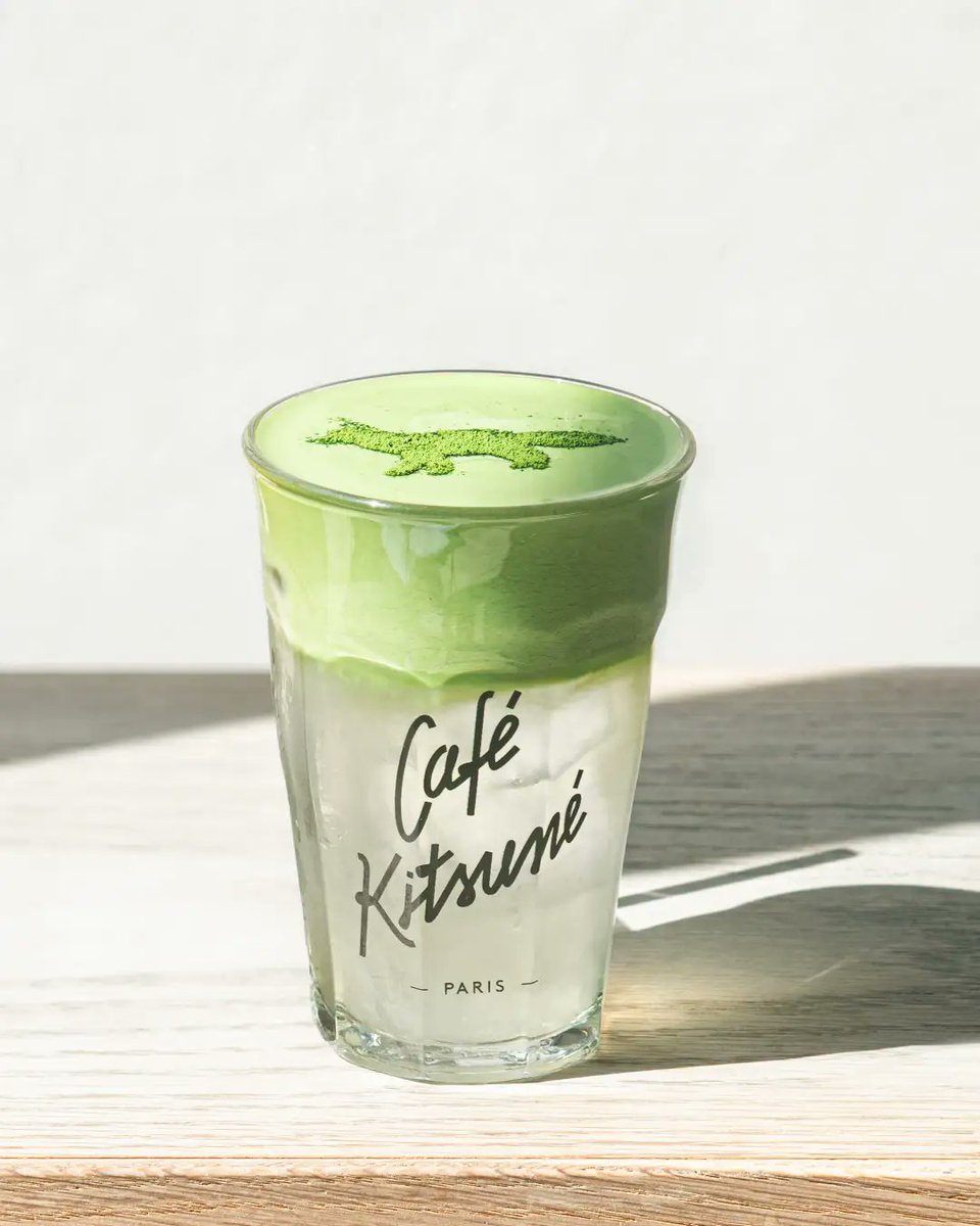 Fukuoka_leapup's tweet photo. 福岡ではワンビルで楽しめる！♡
Café Kitsunéの夏を彩る限定ドリンクが
8月1日（土）より登場🦊

♡マンゴーオレンジスムージー
♡ココナッツ抹茶クラウド
♡コーヒーチェリーソーダ

どれも爽やかな味わいで、暑い日に
ぴったりのドリンクです🥤

📍ONE FUKUOKA BLDG. 2F
🕙10:00〜20:00

https://t.co/8jkLCvBjjd